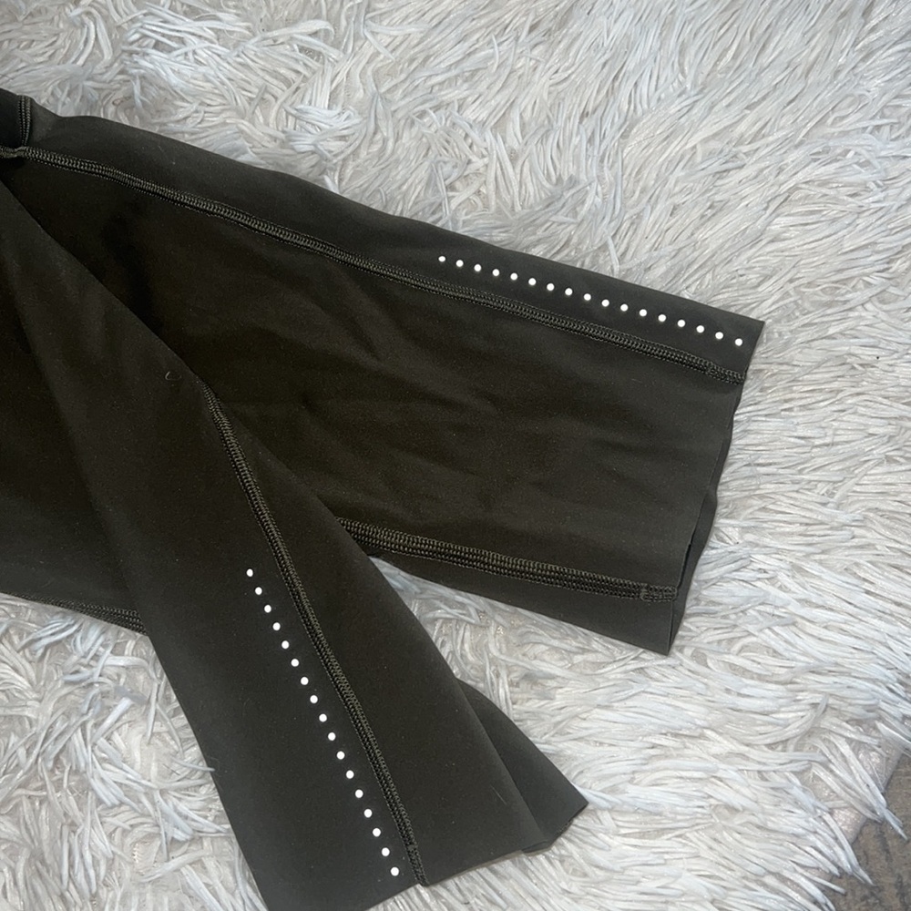 Lululemon fast and free capris - Picture 3 of 4